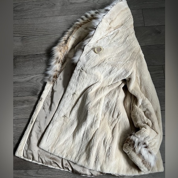 Mink jacket - Picture 3 of 3